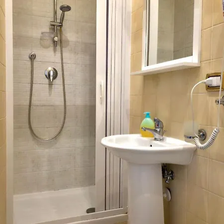 Lendi Bed and breakfast 3*