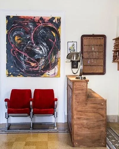 Lendi Bed and Breakfast 3*